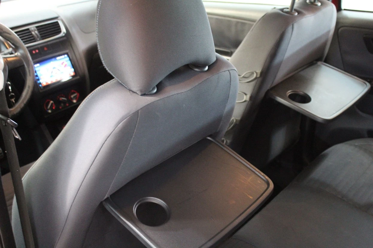 VOLKSWAGEN SPACE CROSS