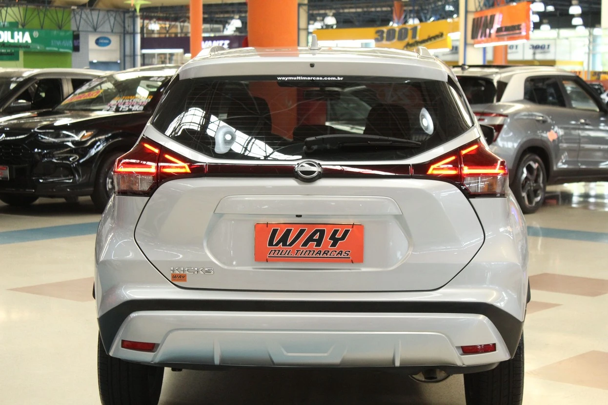 NISSAN KICKS