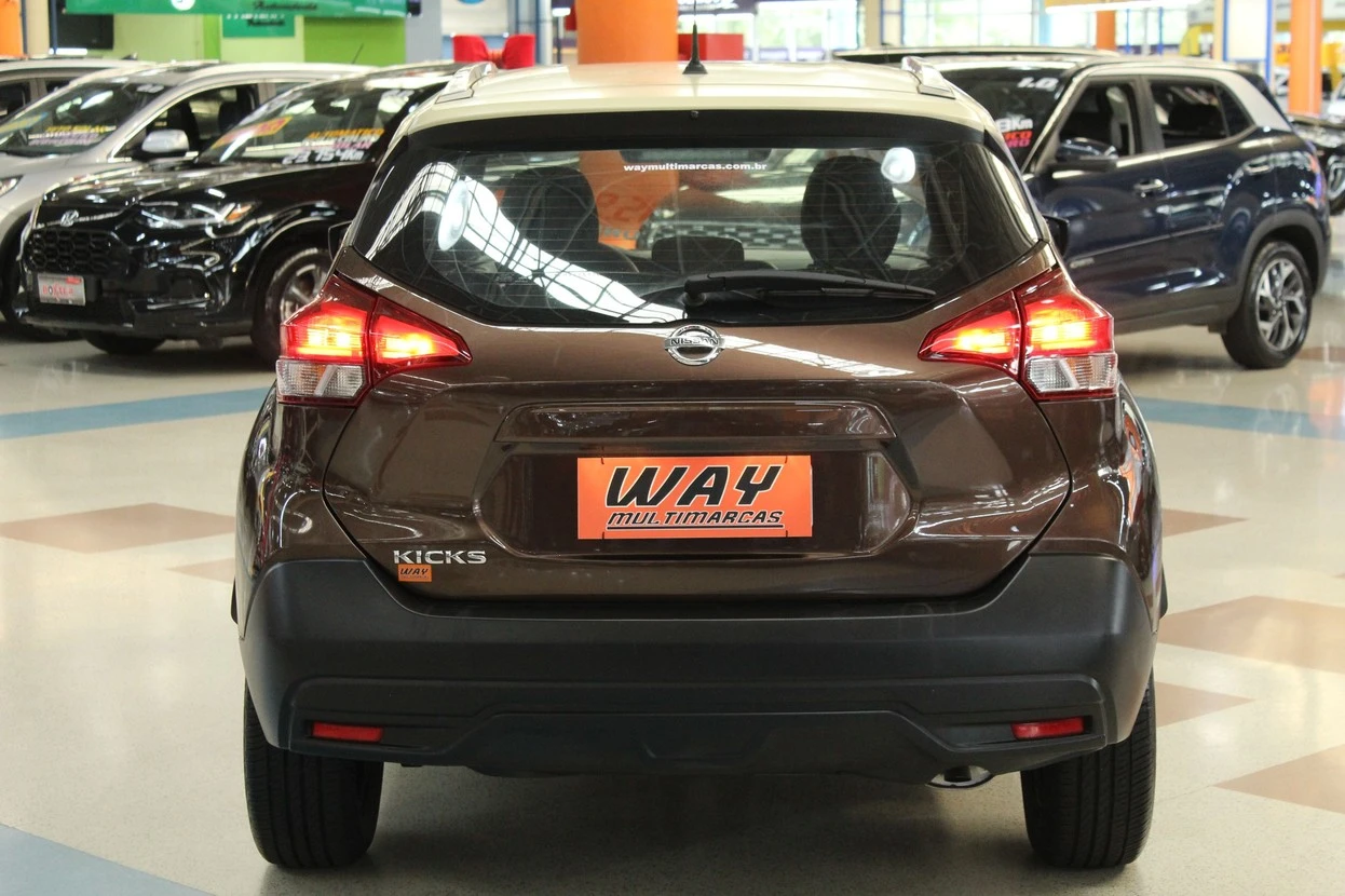 NISSAN KICKS