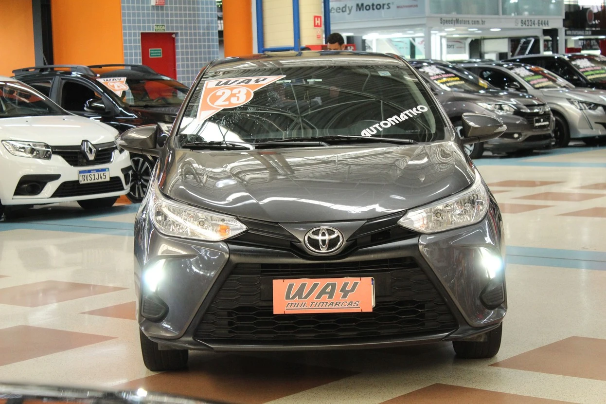 TOYOTA YARIS