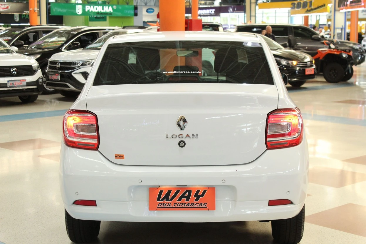 RENAULT LOGAN