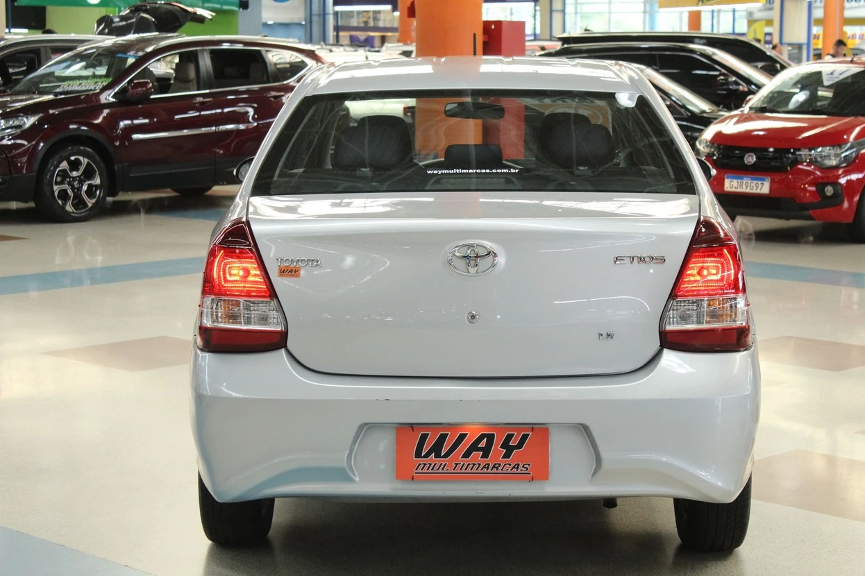 TOYOTA ETIOS