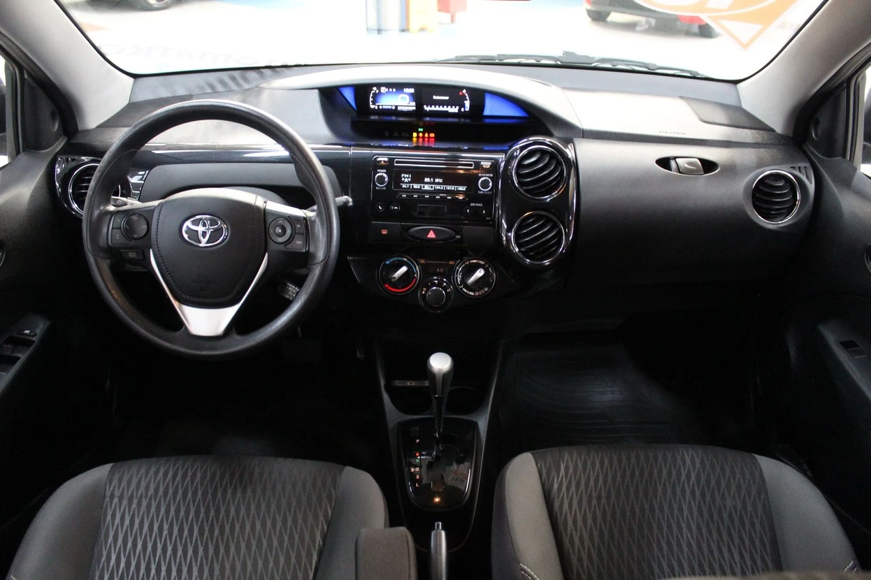 TOYOTA ETIOS