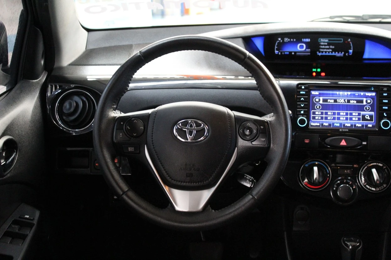 TOYOTA ETIOS