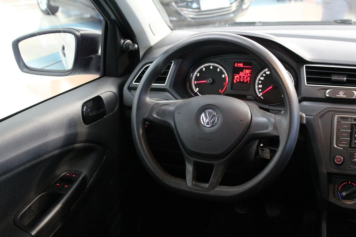 VOLKSWAGEN VOYAGE