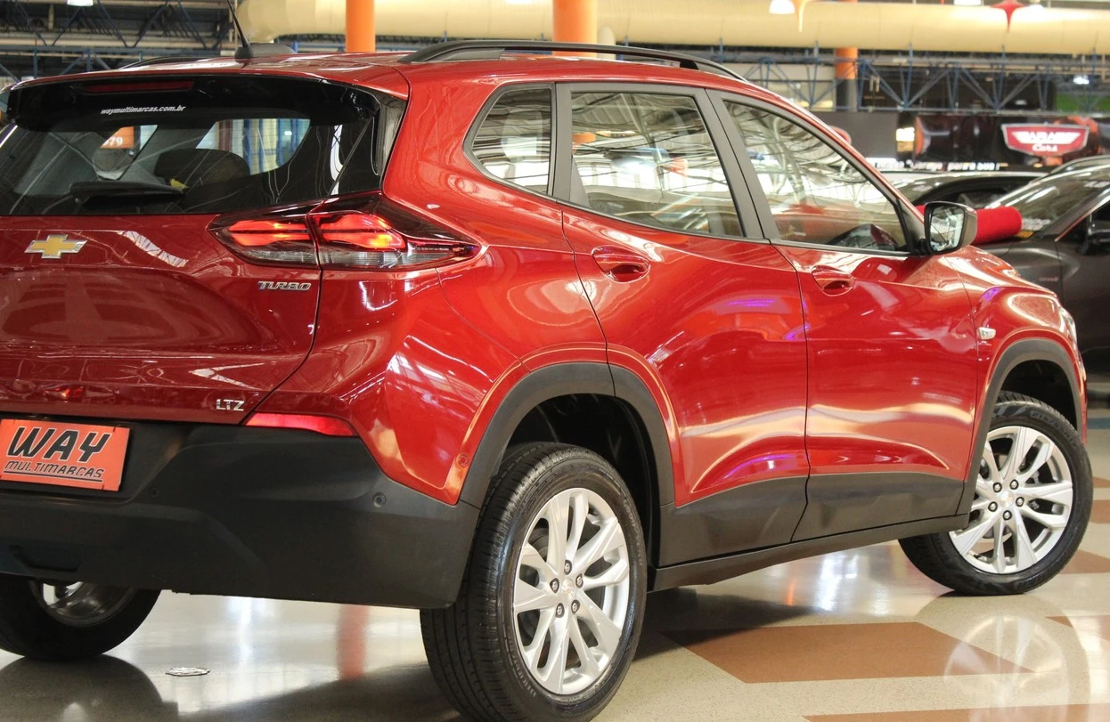 CHEVROLET TRACKER