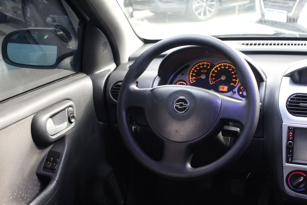 CHEVROLET CORSA