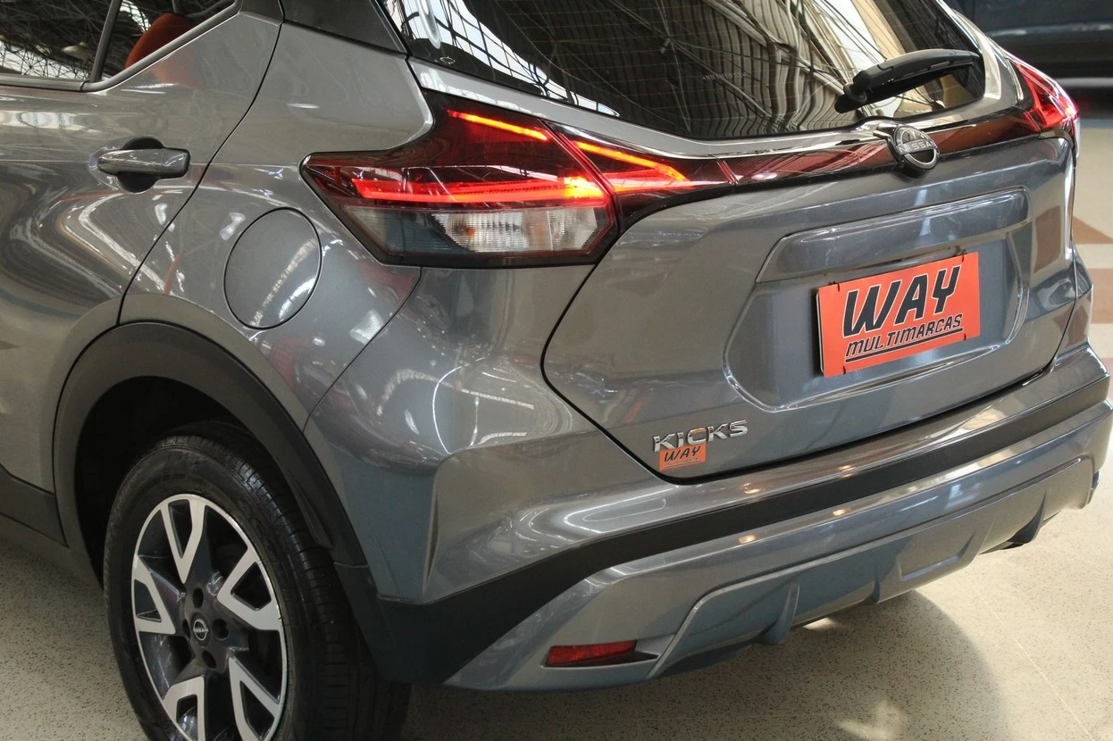 NISSAN KICKS