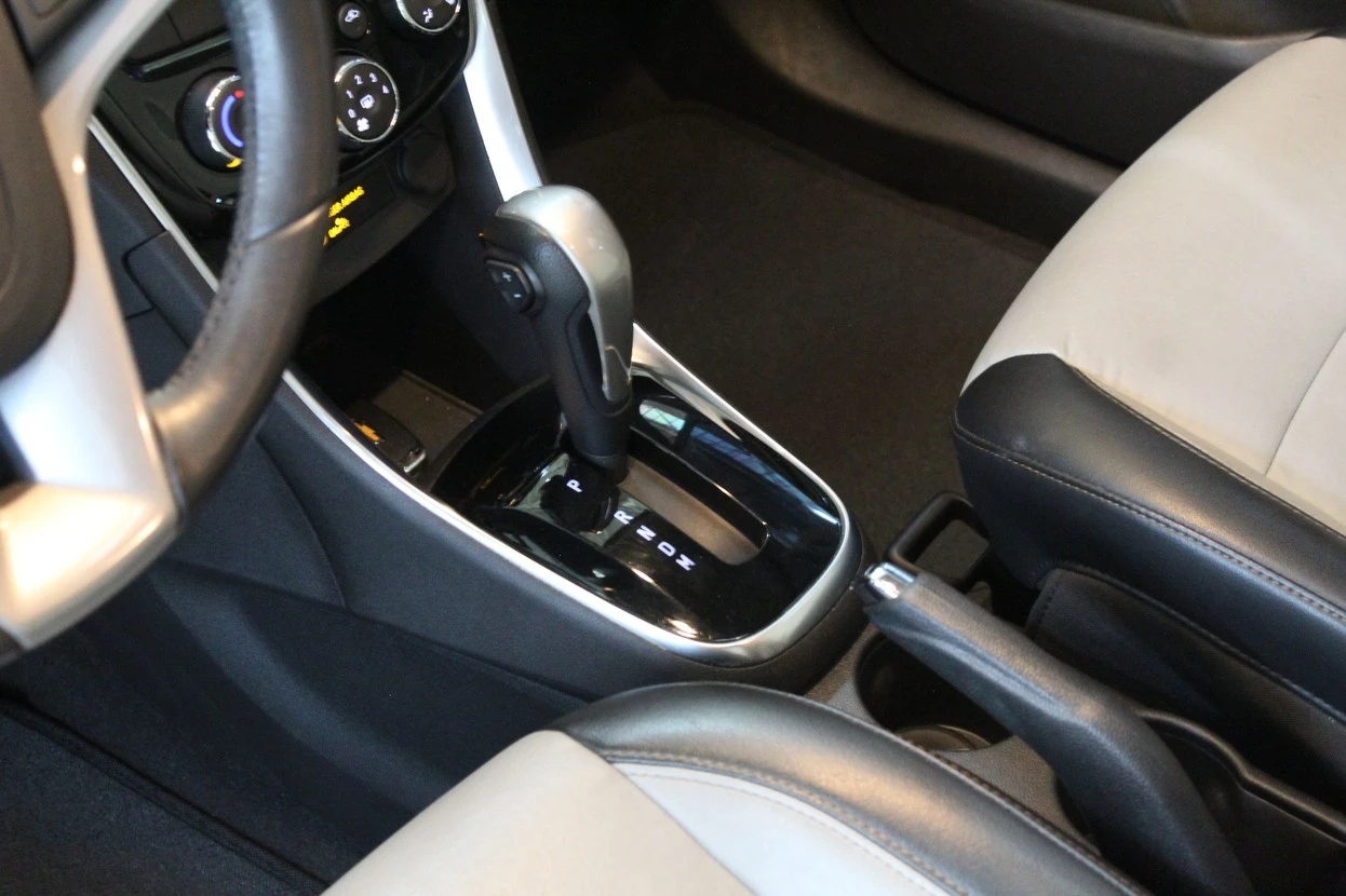 CHEVROLET TRACKER