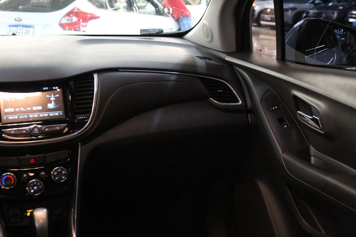 CHEVROLET TRACKER