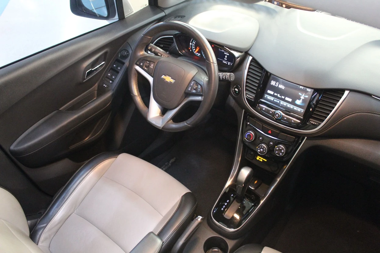 CHEVROLET TRACKER
