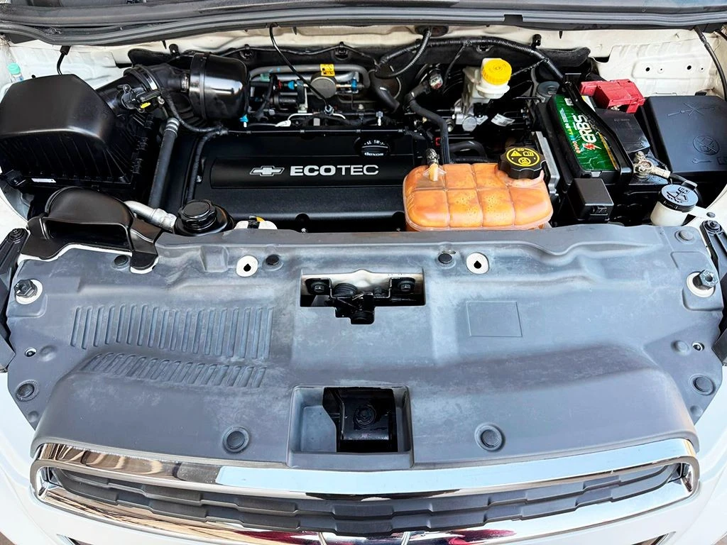 CHEVROLET TRACKER