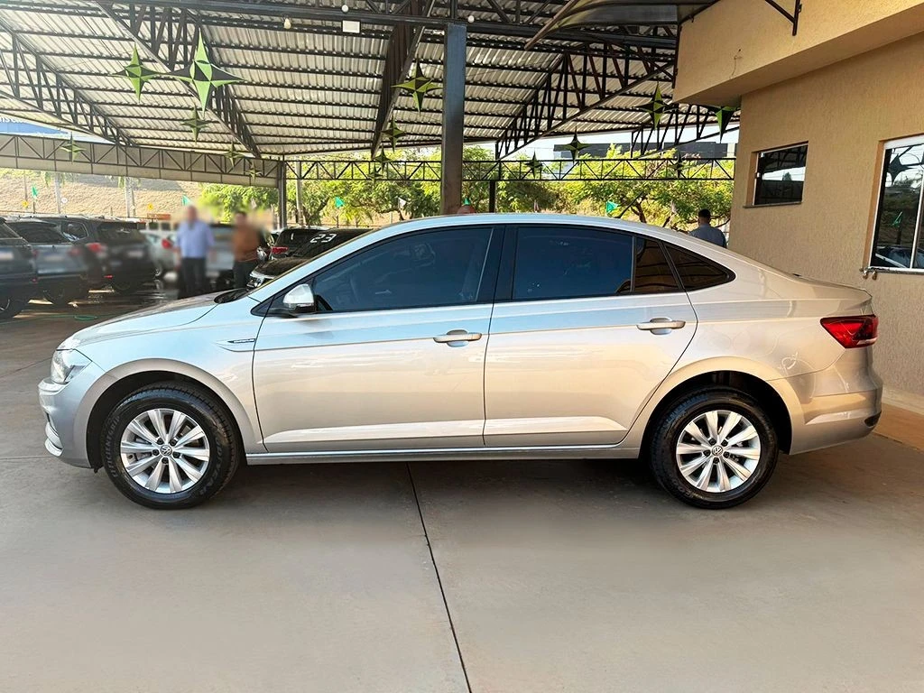 VOLKSWAGEN VIRTUS