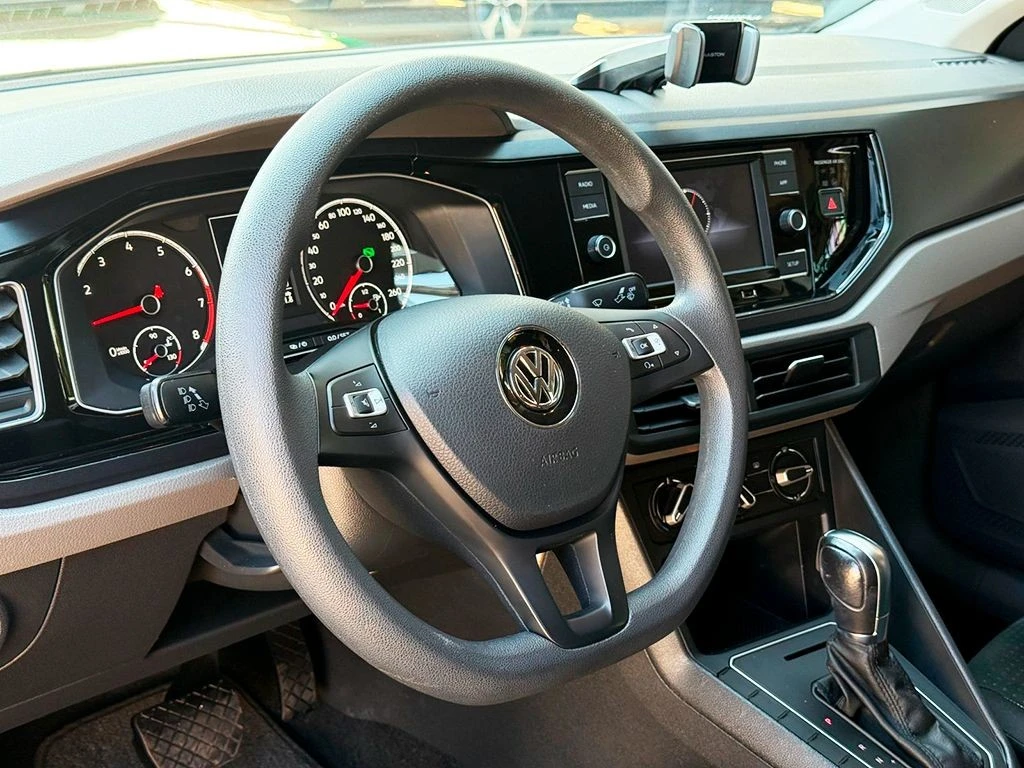 VOLKSWAGEN VIRTUS