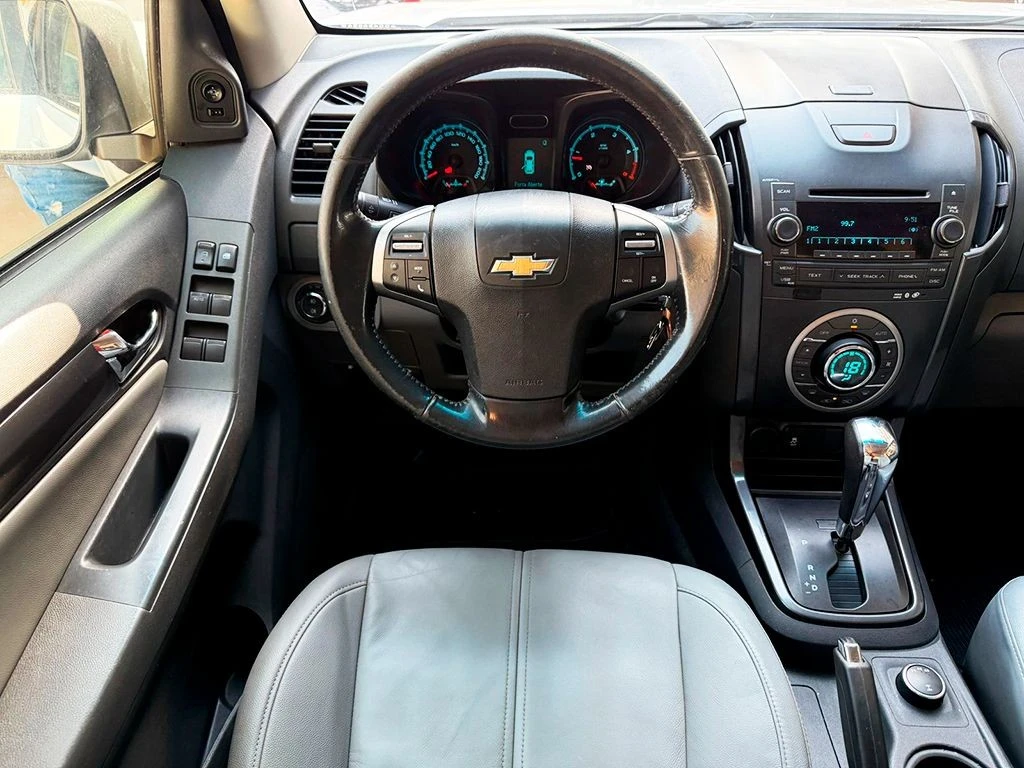 CHEVROLET S10