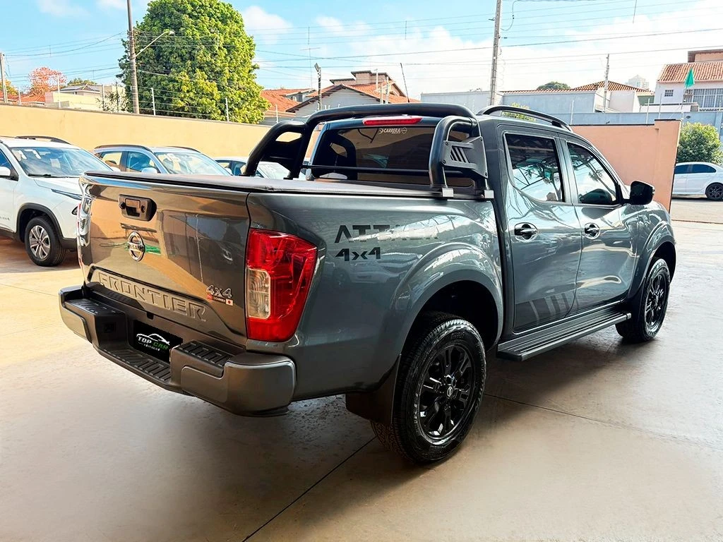 NISSAN FRONTIER