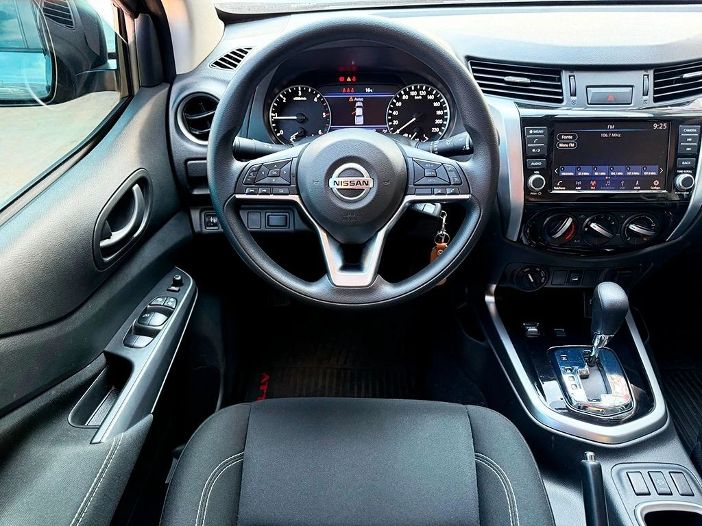 NISSAN FRONTIER