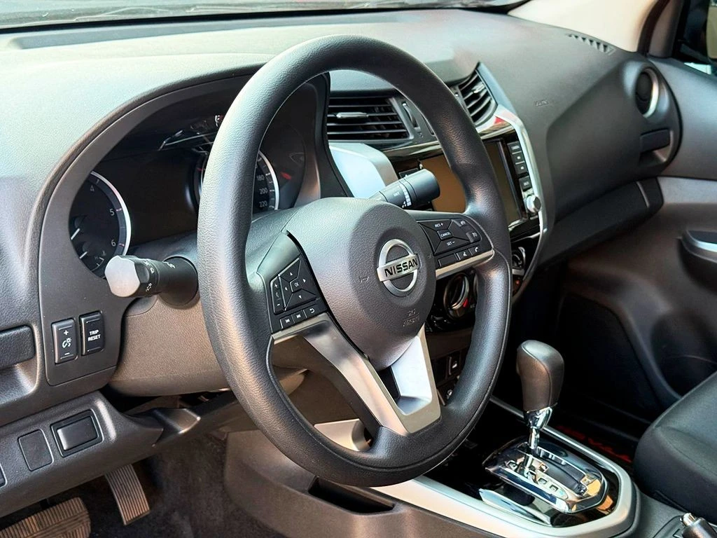NISSAN FRONTIER