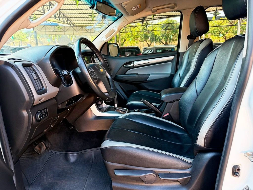 CHEVROLET S10
