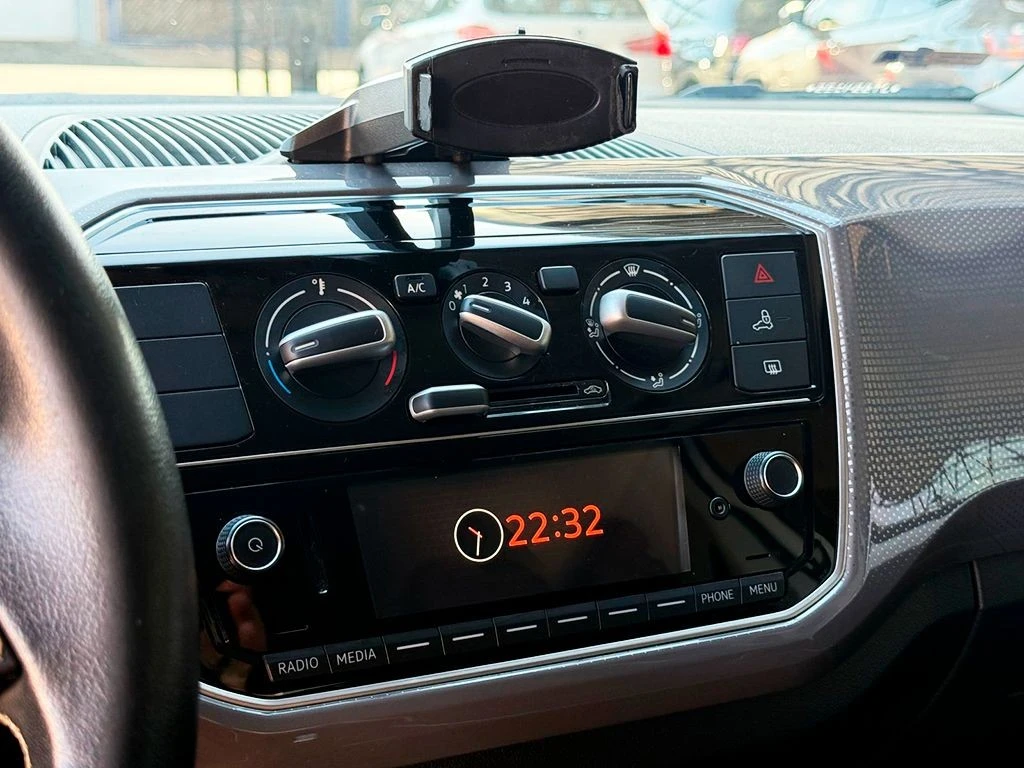 VOLKSWAGEN CROSS UP