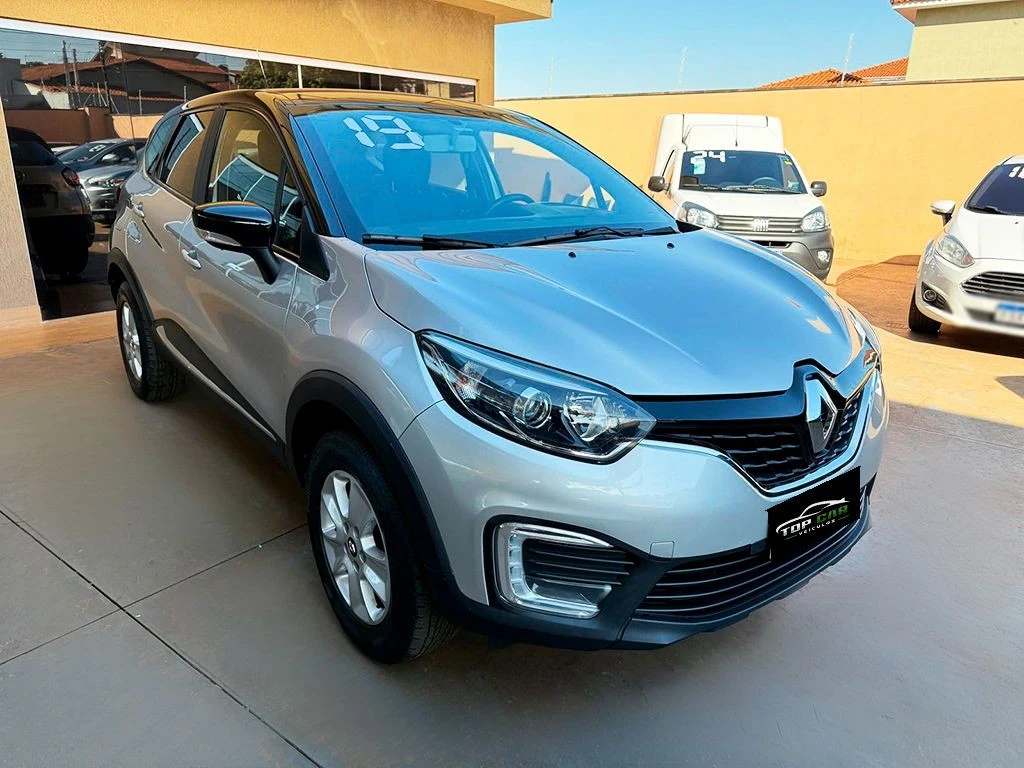RENAULT CAPTUR