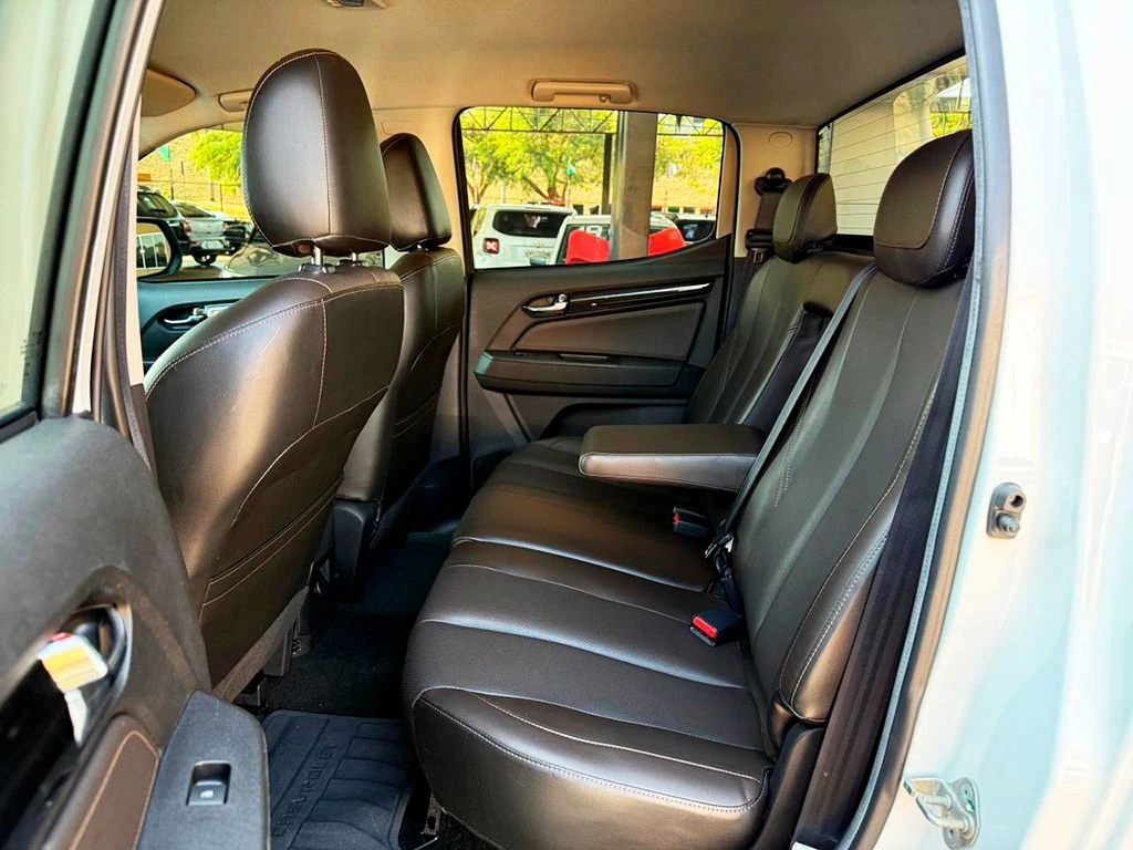 CHEVROLET S10