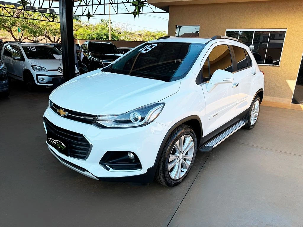 CHEVROLET TRACKER