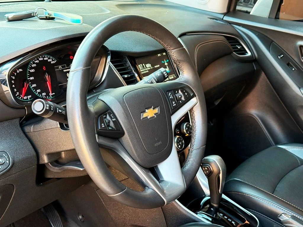 CHEVROLET TRACKER