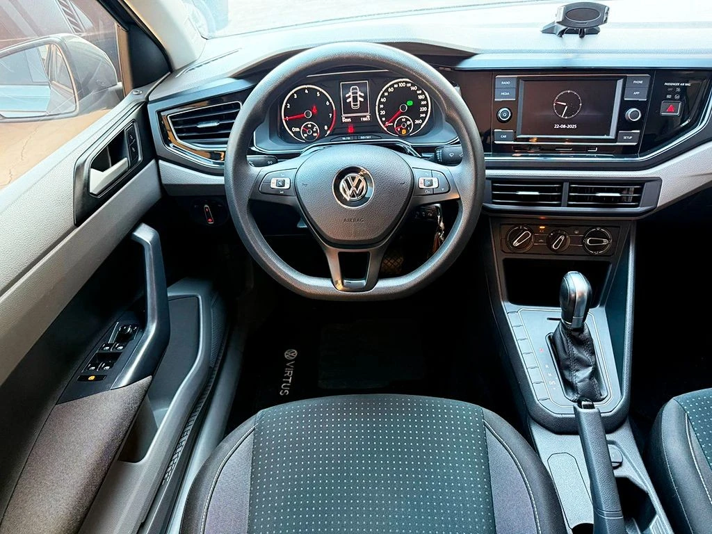 VOLKSWAGEN VIRTUS