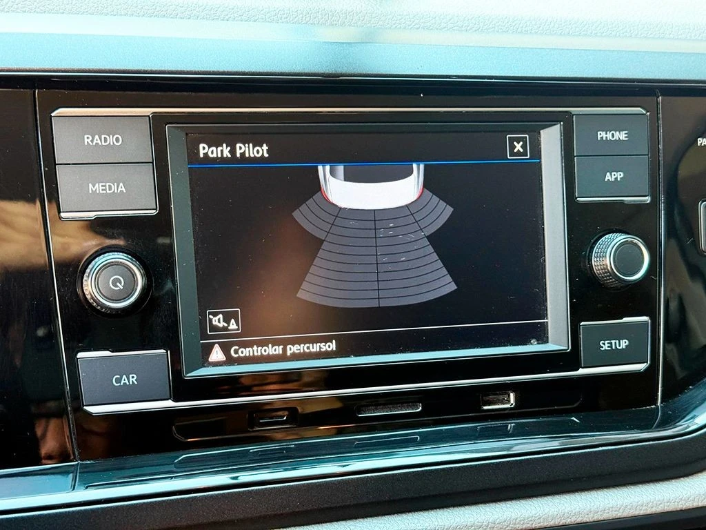 VOLKSWAGEN VIRTUS