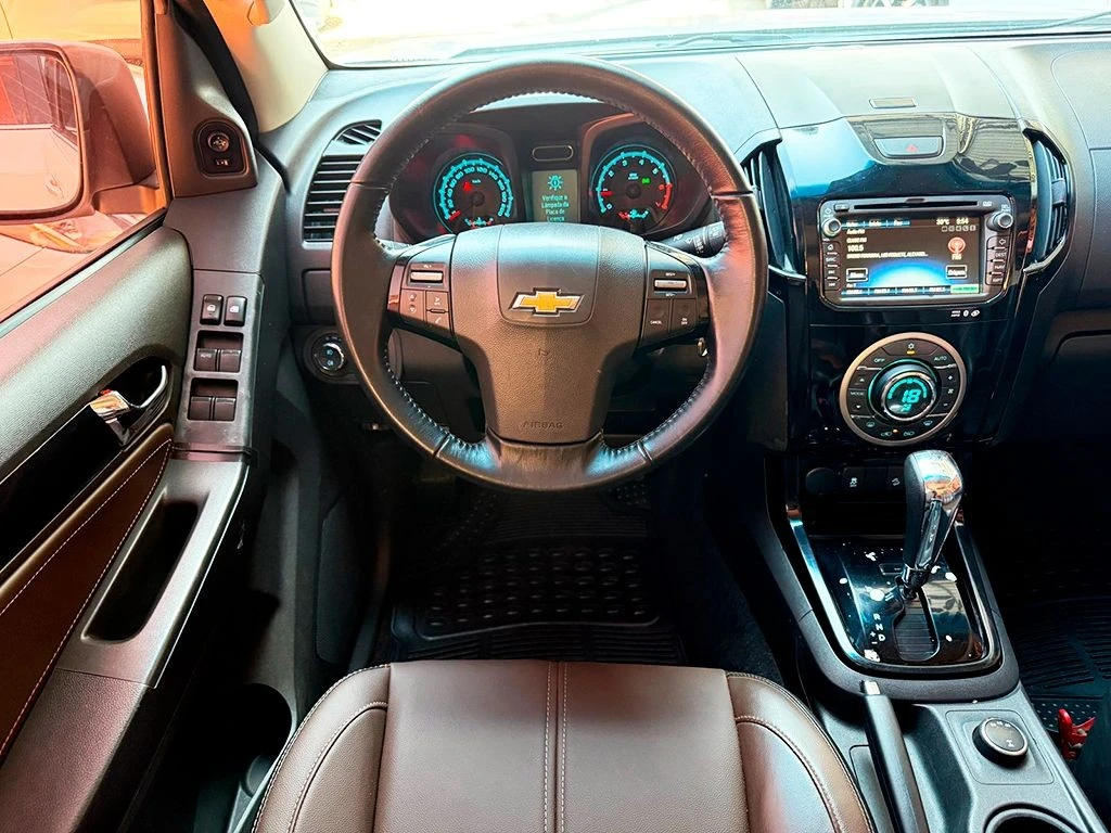 CHEVROLET S10