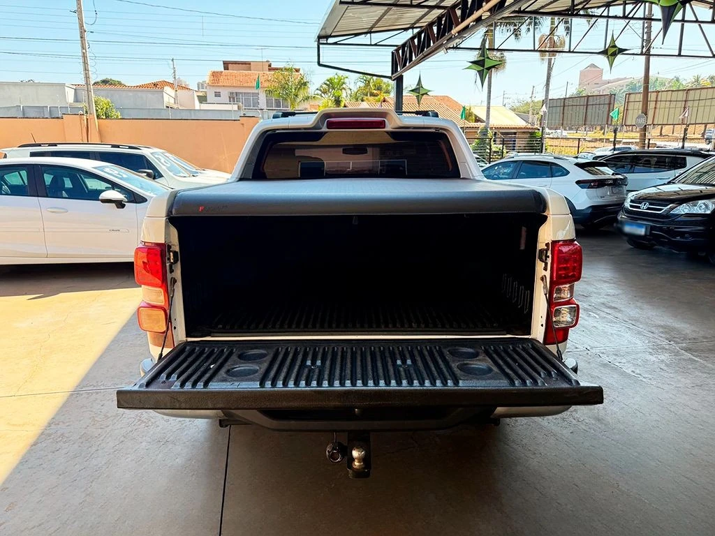 CHEVROLET S10