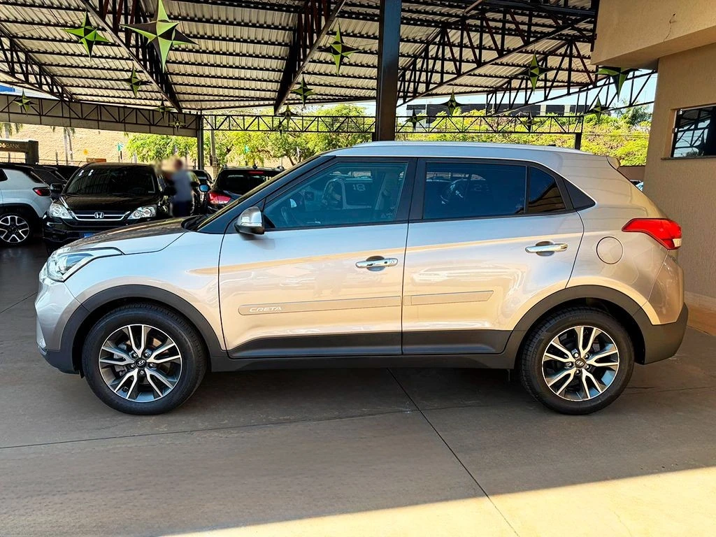 HYUNDAI CRETA