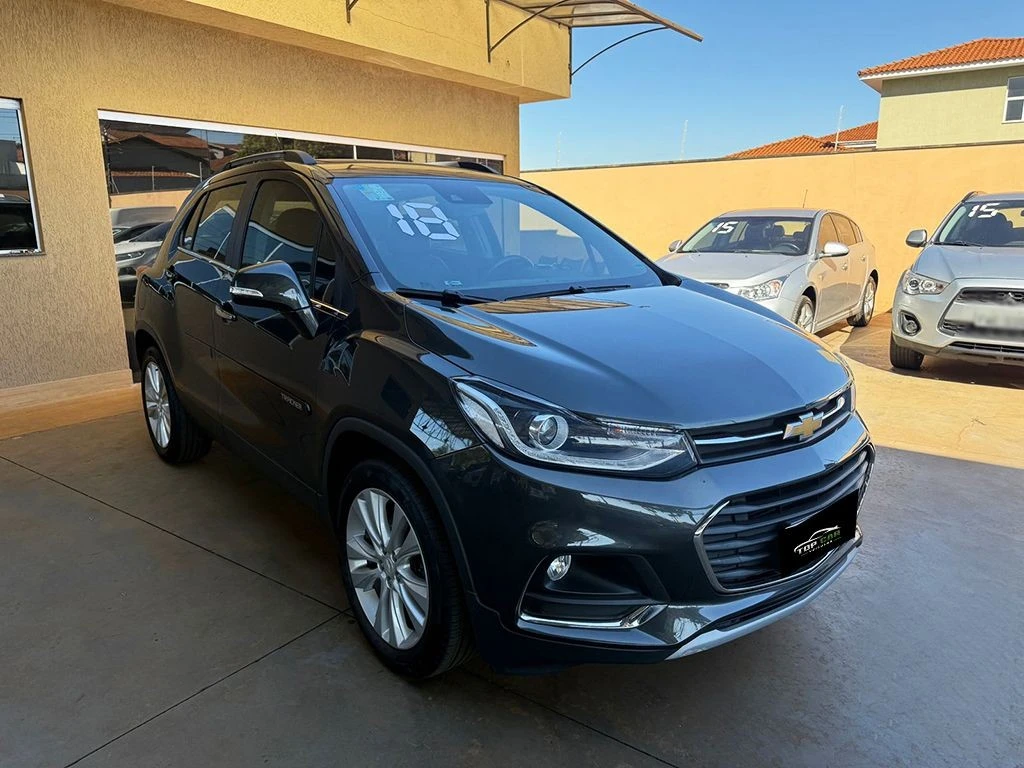 CHEVROLET TRACKER