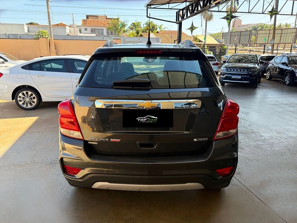 CHEVROLET TRACKER