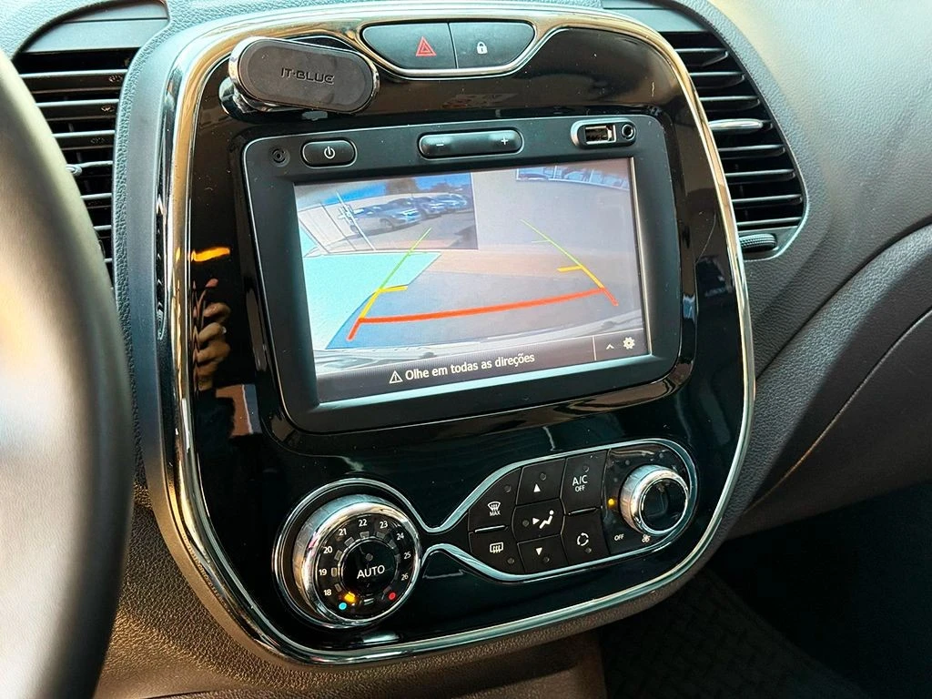 RENAULT CAPTUR