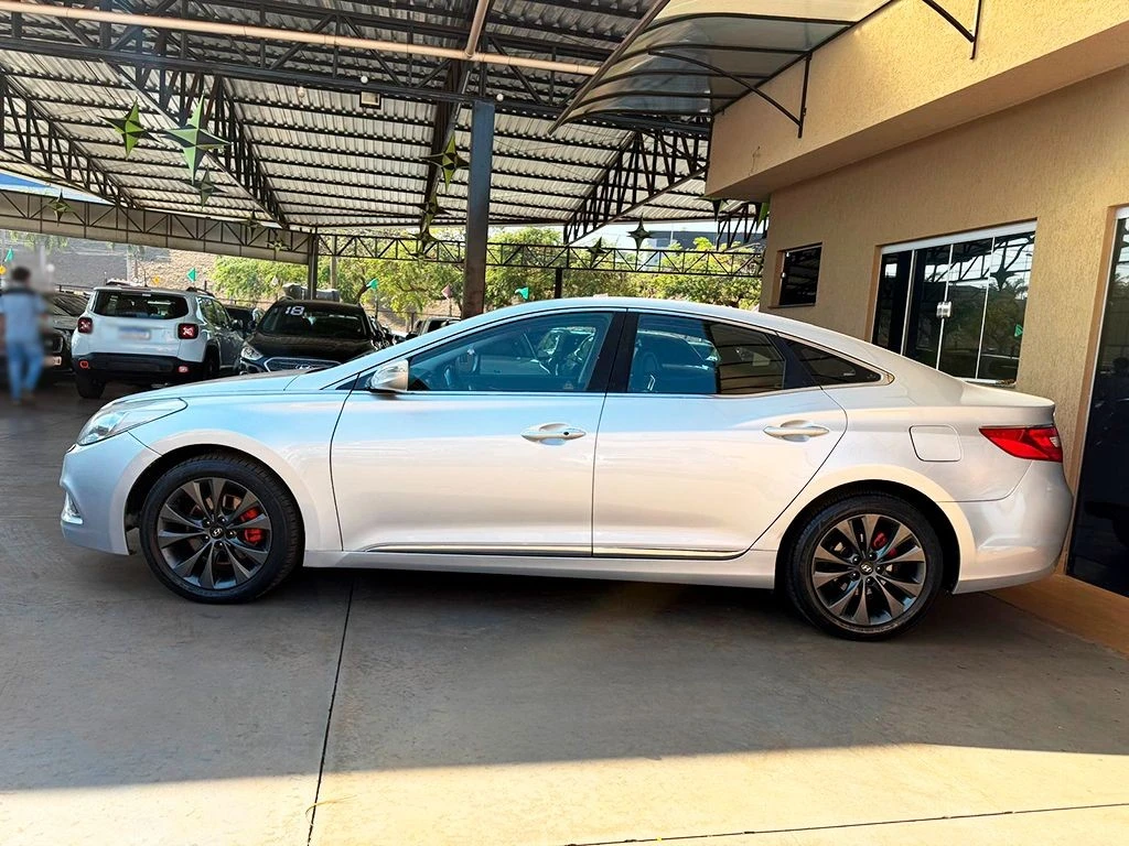 HYUNDAI AZERA