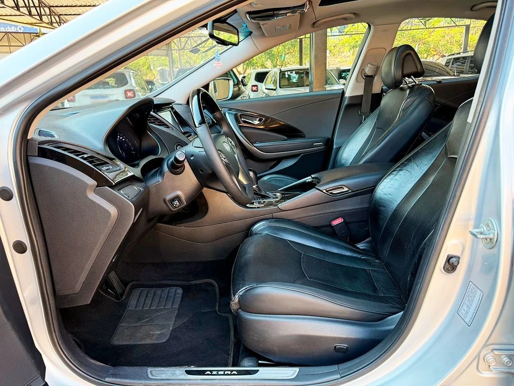 HYUNDAI AZERA