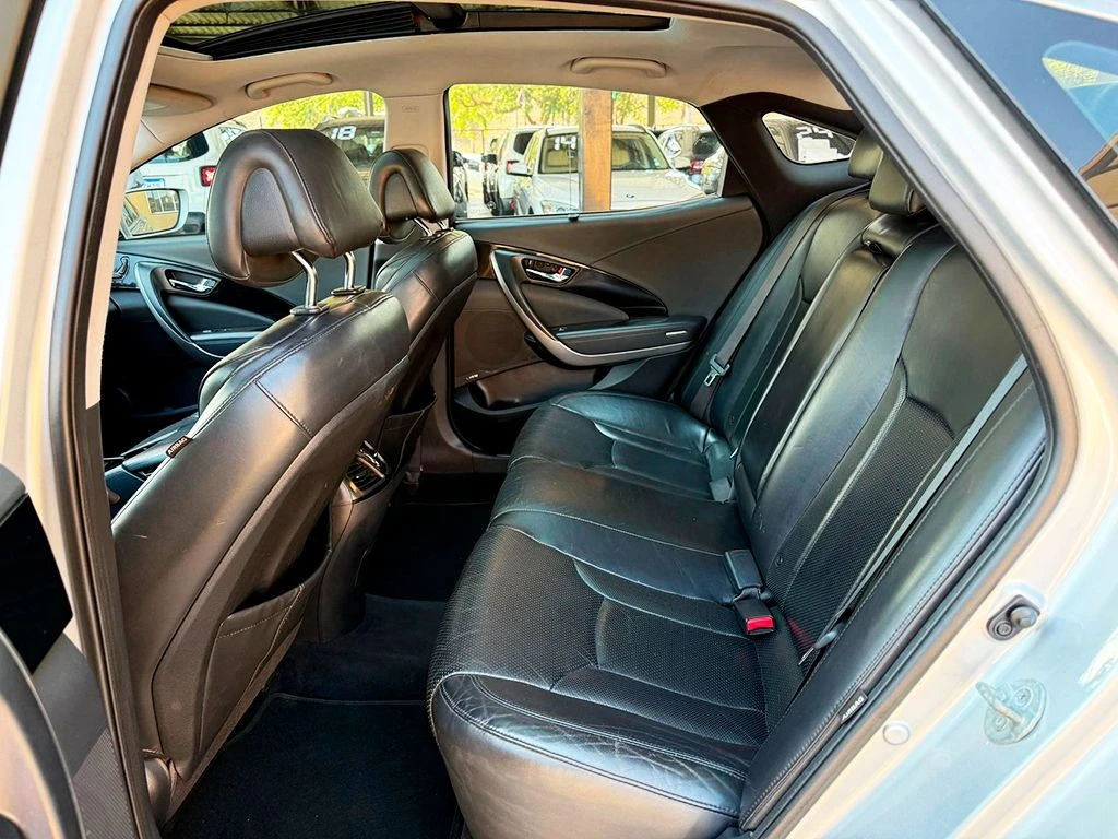 HYUNDAI AZERA