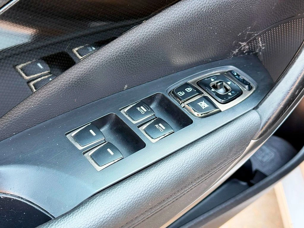 HYUNDAI AZERA