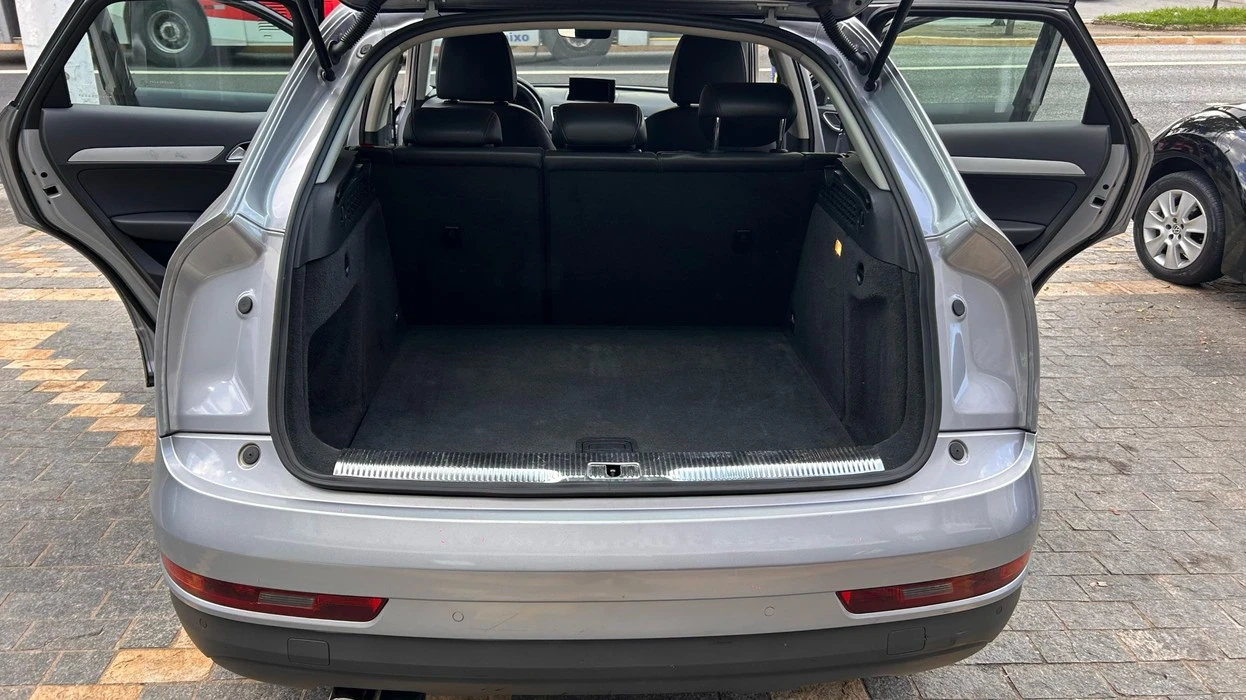 Q3 1.4 TFSI AMBIENTE