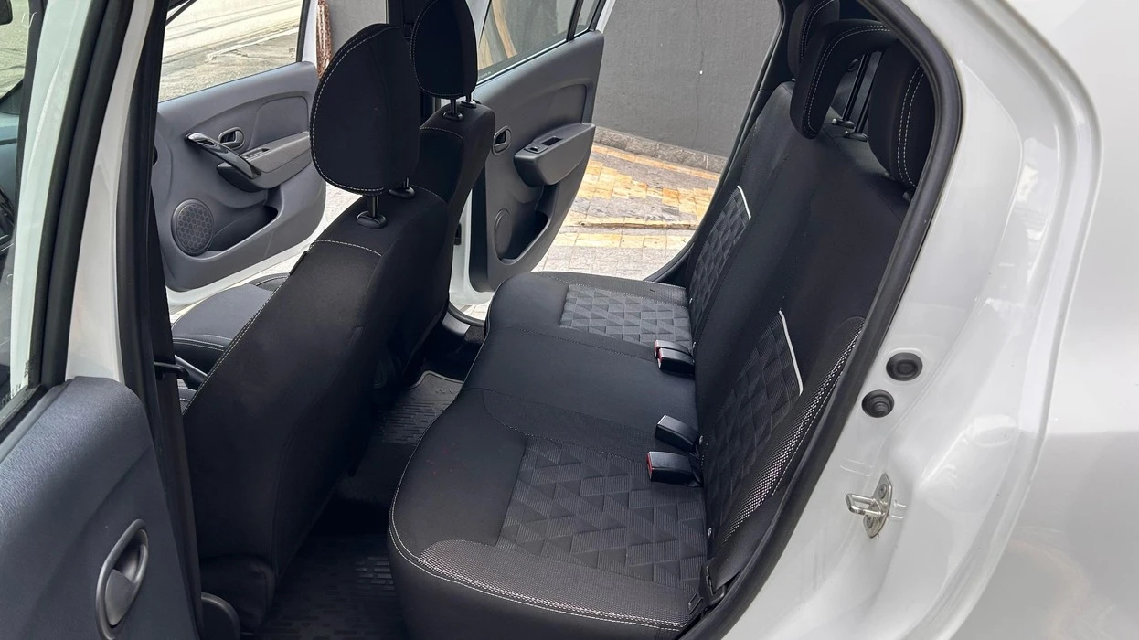 RENAULT LOGAN