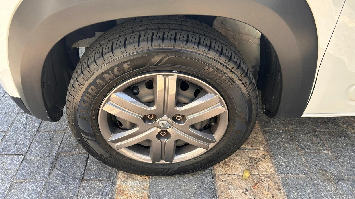 RENAULT KWID