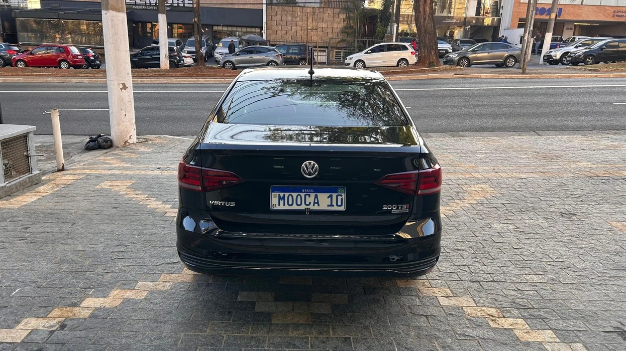 VOLKSWAGEN VIRTUS