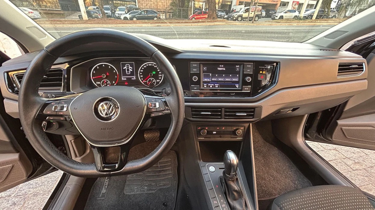 VOLKSWAGEN VIRTUS