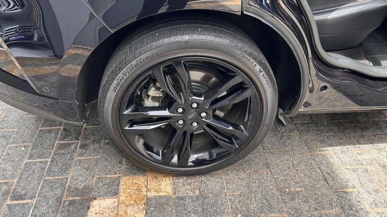 EDGE 2.7 V6 ECOBOOST ST AWD