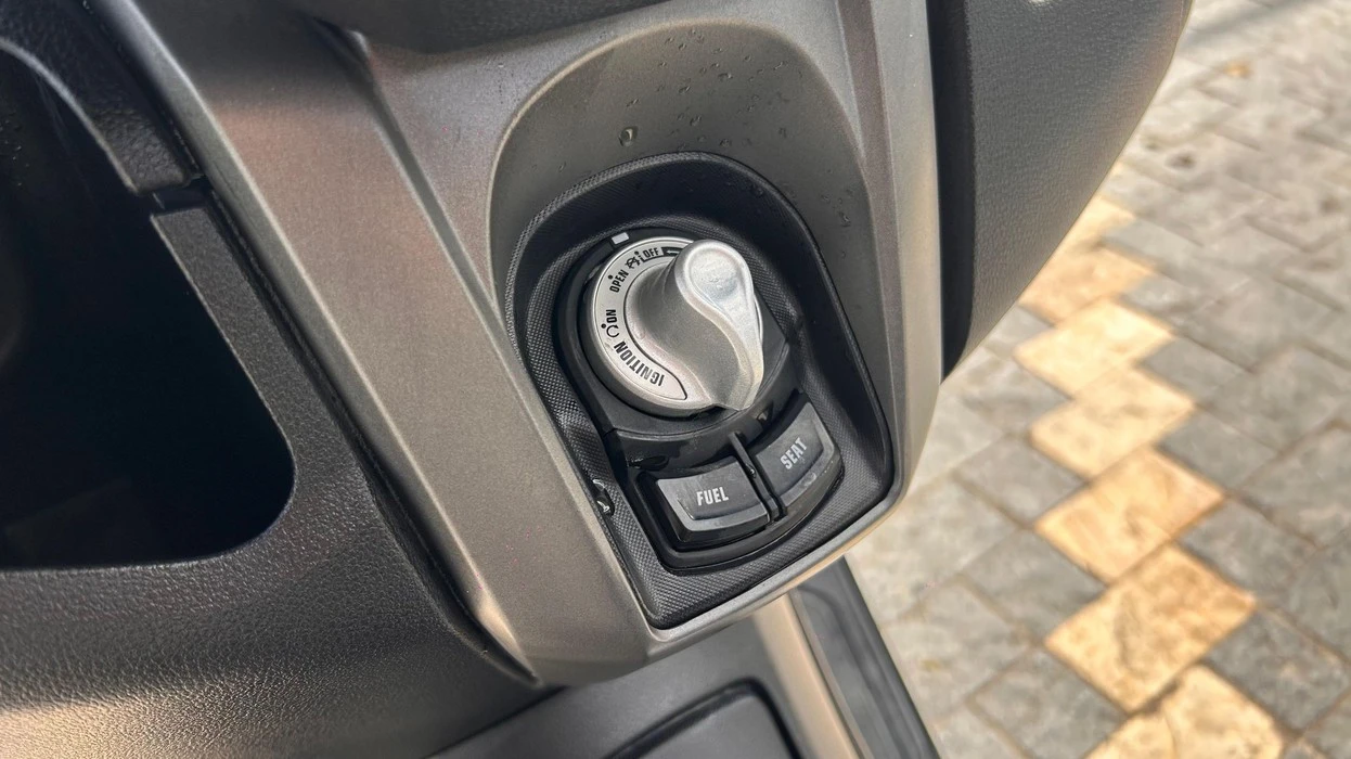 YAMAHA NMAX CONNECTED 160 ABS