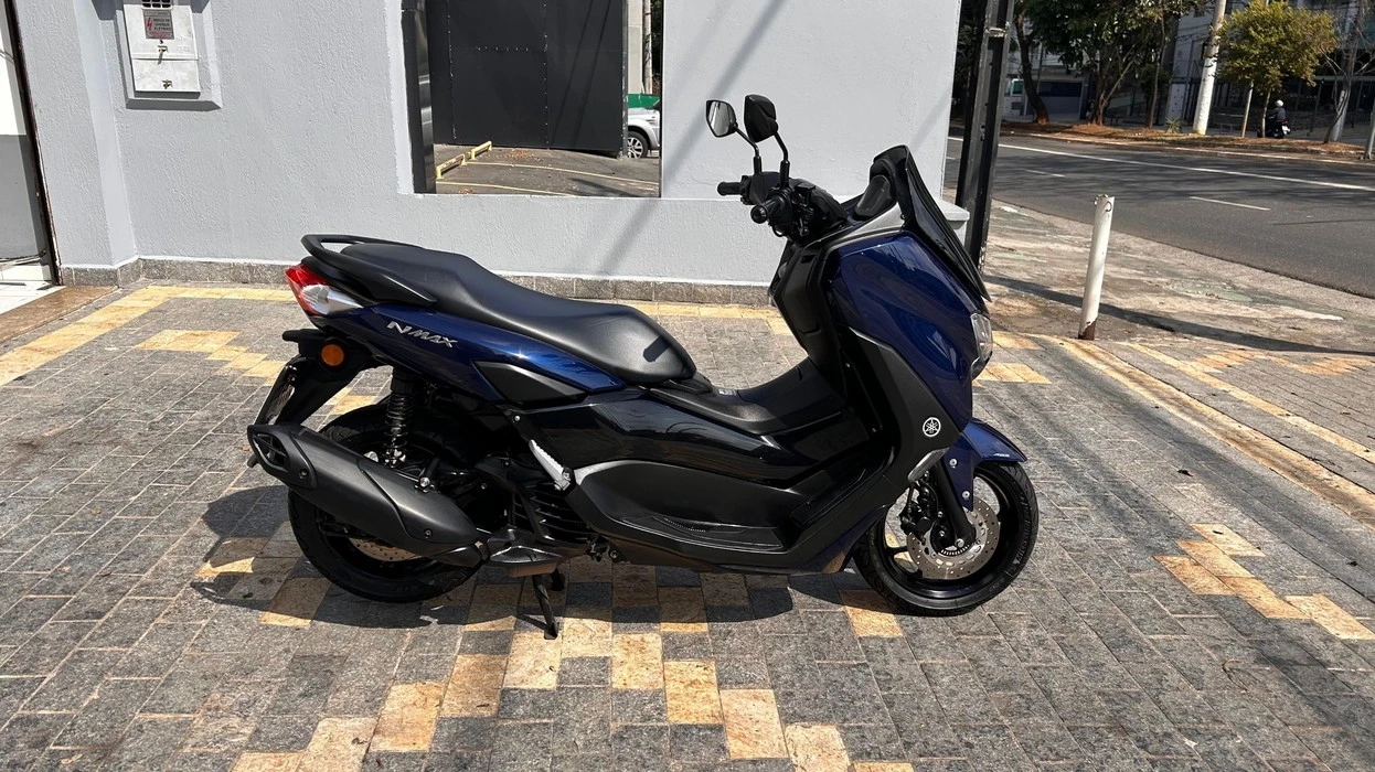 YAMAHA NMAX CONNECTED 160 ABS