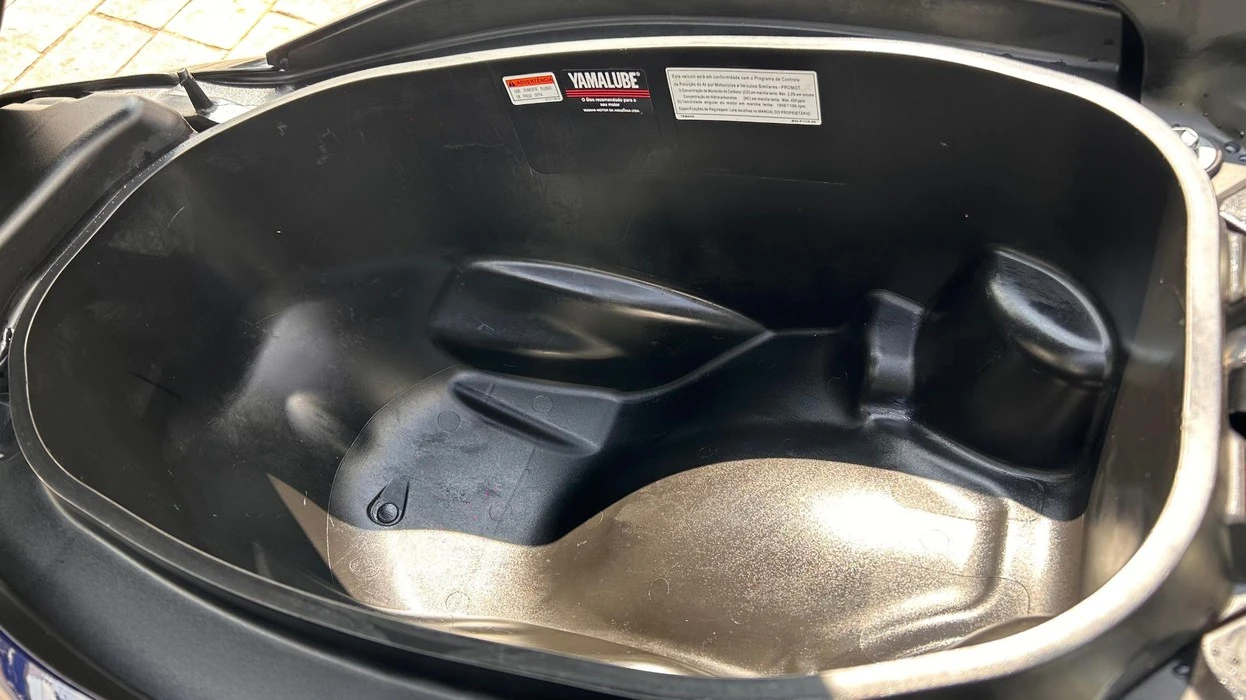 YAMAHA NMAX CONNECTED 160 ABS