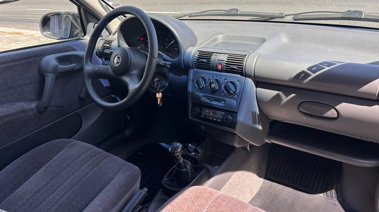 CHEVROLET CORSA